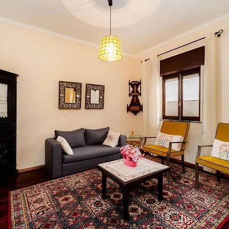 Appartement With Pool In *